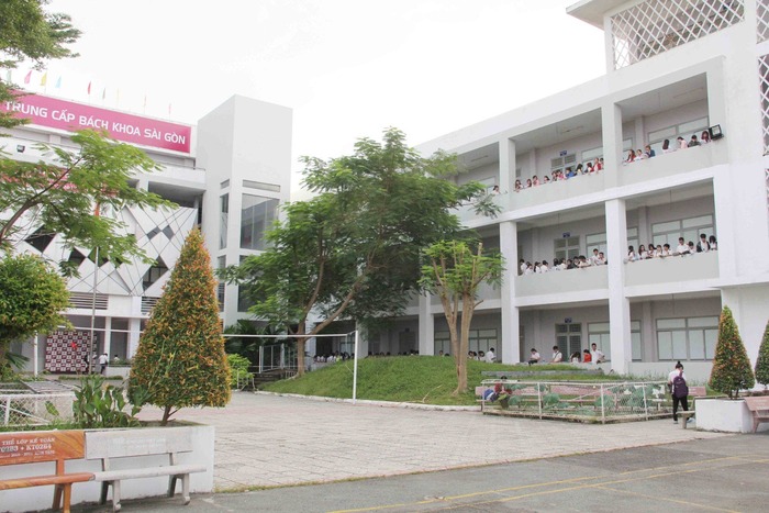 Trường Trung cấp Bách khoa Sài Gòn