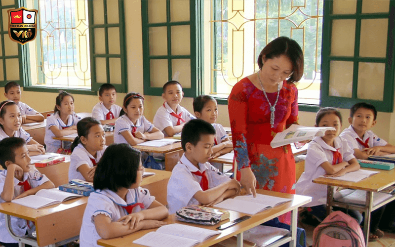 TRUNG CẤP VIỆT HÀN THÔNG BÁO TUYỂN SINH NĂM 2020