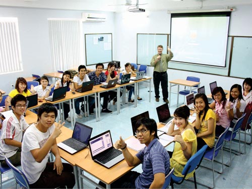 Lớp tuyển sinh trung cấp ngành công nghệ thông tin tại Bạc Liêu