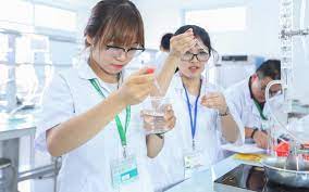 Những mục tiêu đào tạo trung cấp dược tại trung tâm nghiên cứu và phát triển giáo dục học và làm Việt Nam.