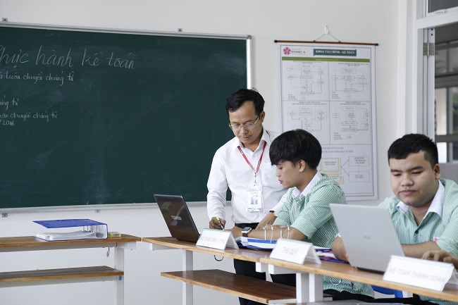 Tuyển sinh trung cấp kế toán vừa học vừa làm tại Hà Nội