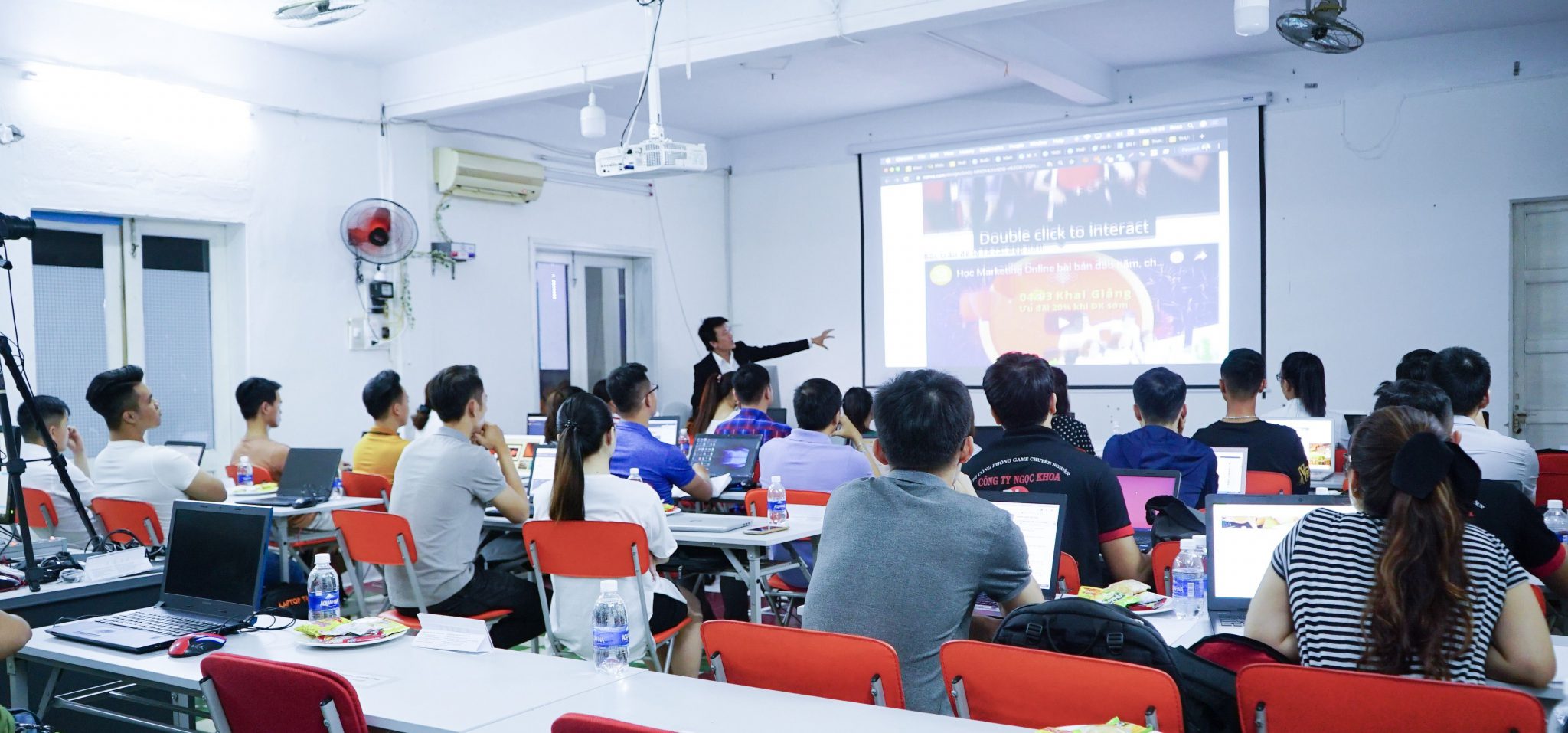 Khóa học trung cấp ngành Marketing tại Hà Nội