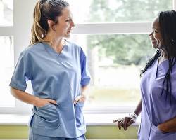 Hình ảnh về Nurse mentoring a younger nurse